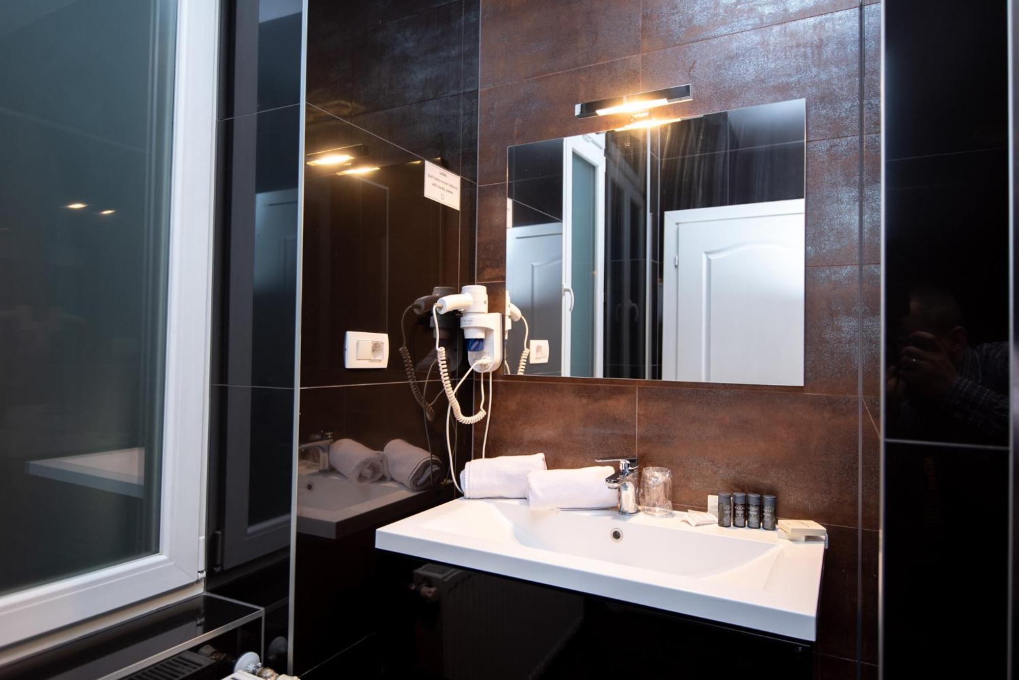 Main Street Suites Sarajevo Ngoại thất bức ảnh