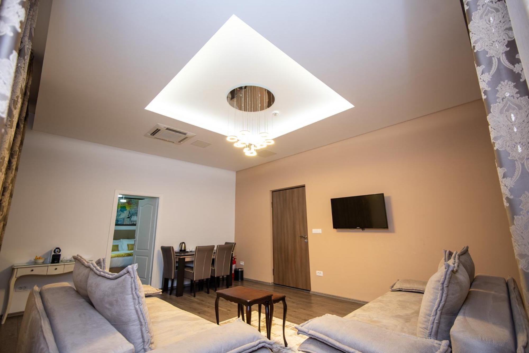 Main Street Suites Sarajevo Ngoại thất bức ảnh