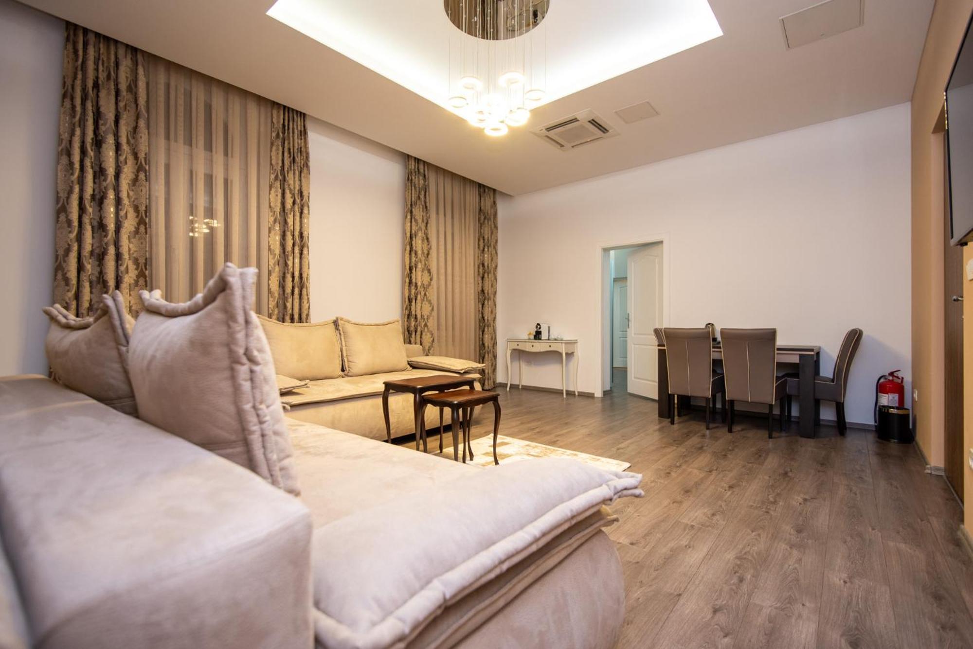 Main Street Suites Sarajevo Ngoại thất bức ảnh